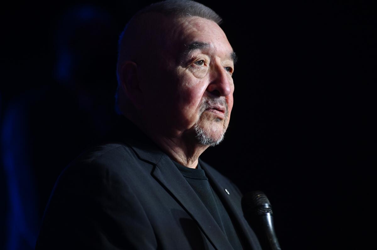 Oscar-Nominated Graham Greene Dies