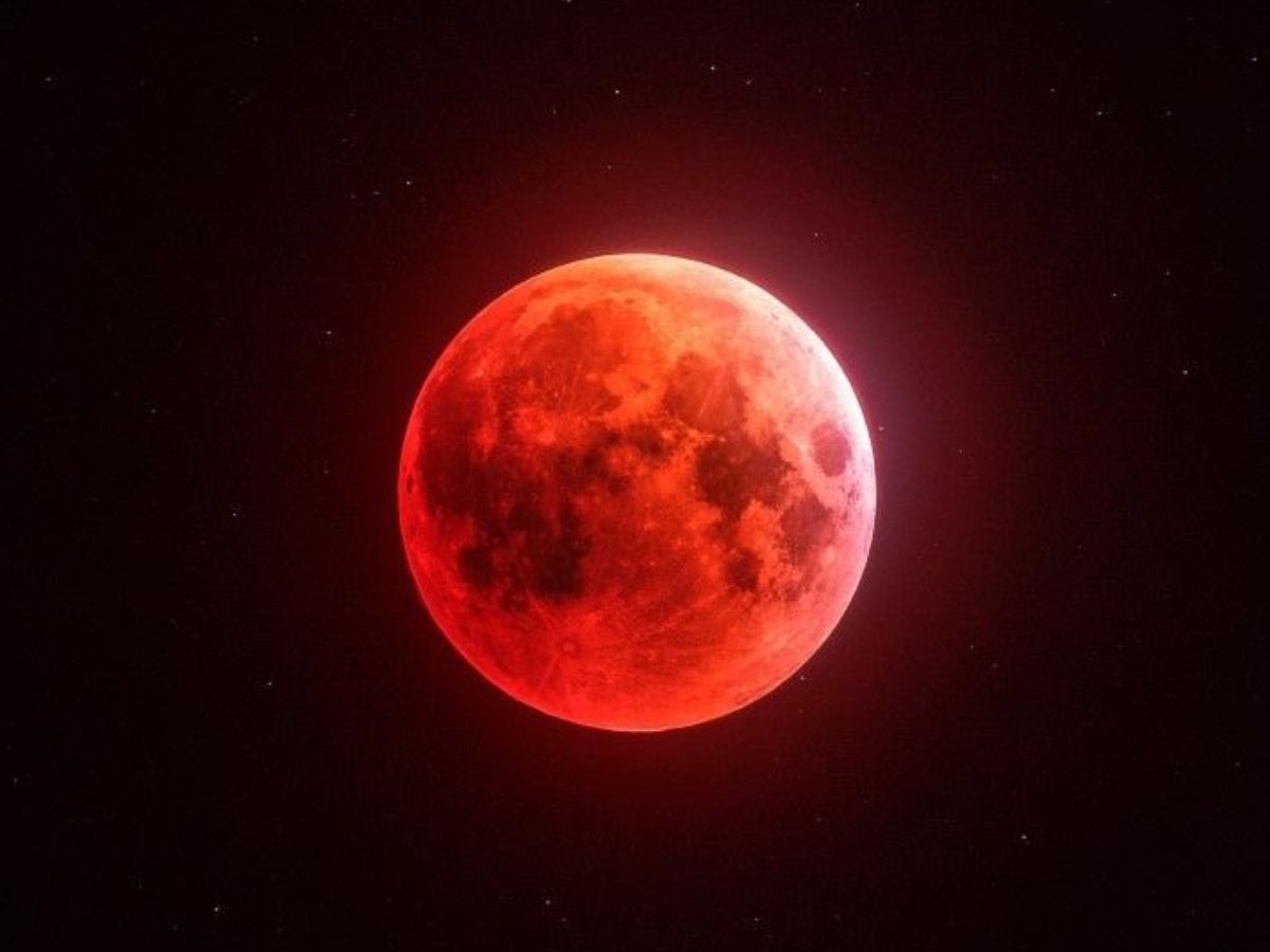 Blood Moon Lunar Eclipse